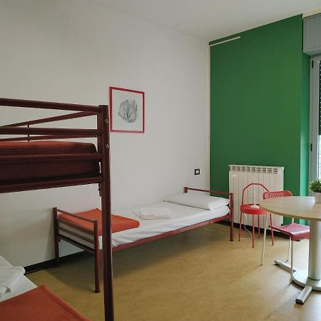 Ostello Di Saronno - Malpensa Hostel מראה חיצוני תמונה