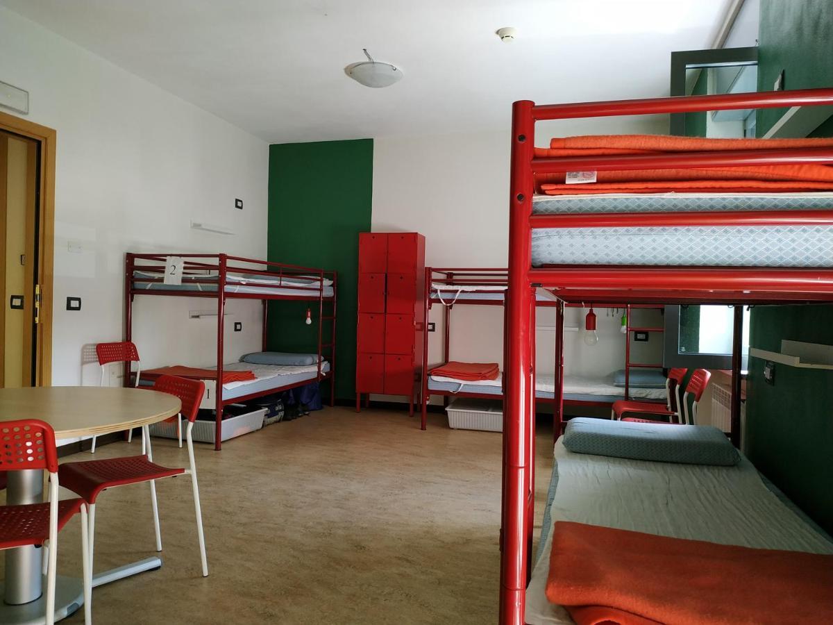Ostello Di Saronno - Malpensa Hostel מראה חיצוני תמונה