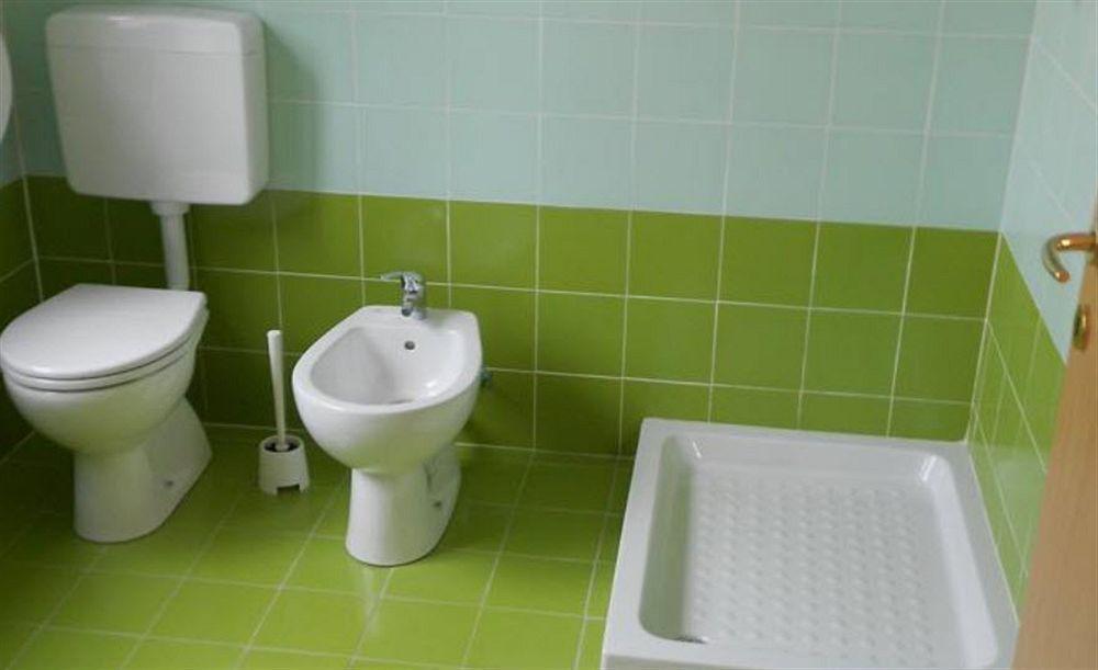 Ostello Di Saronno - Malpensa Hostel מראה חיצוני תמונה